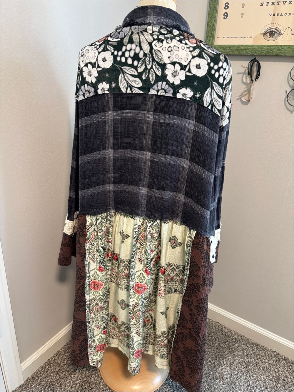 Long multi fabric shacket - Picture 2 of 8